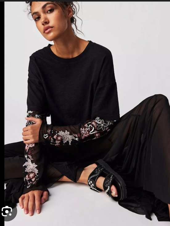 Free People Tops - Free People Gardener Tee - SMALL NWT